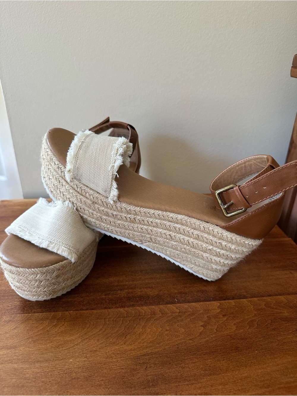Brash Tessa Frayed Denim Espadrille Wedge Sandals Cream Tan 7.5